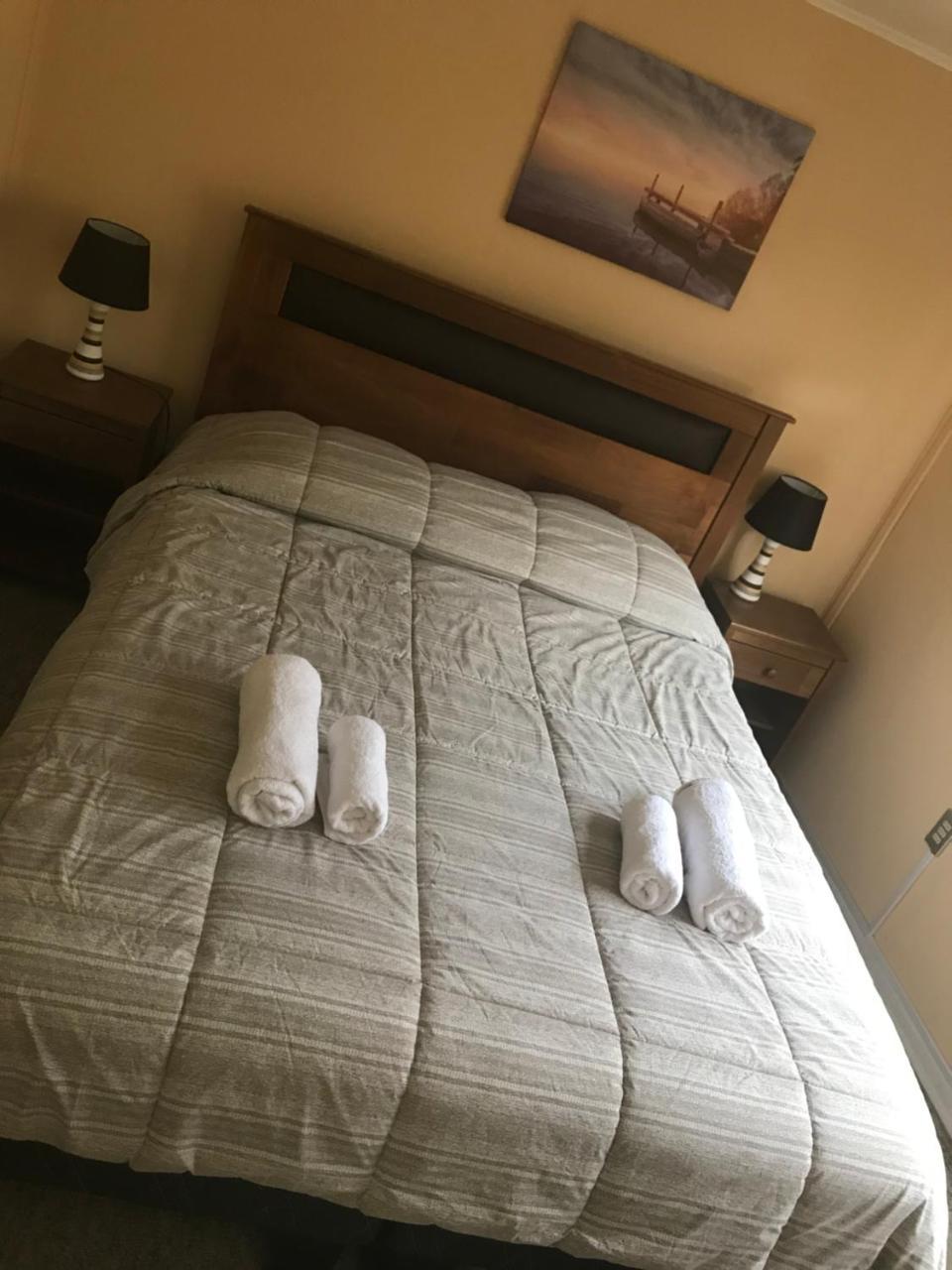 Refugio Bulnes Hostel Puerto Natales Dış mekan fotoğraf